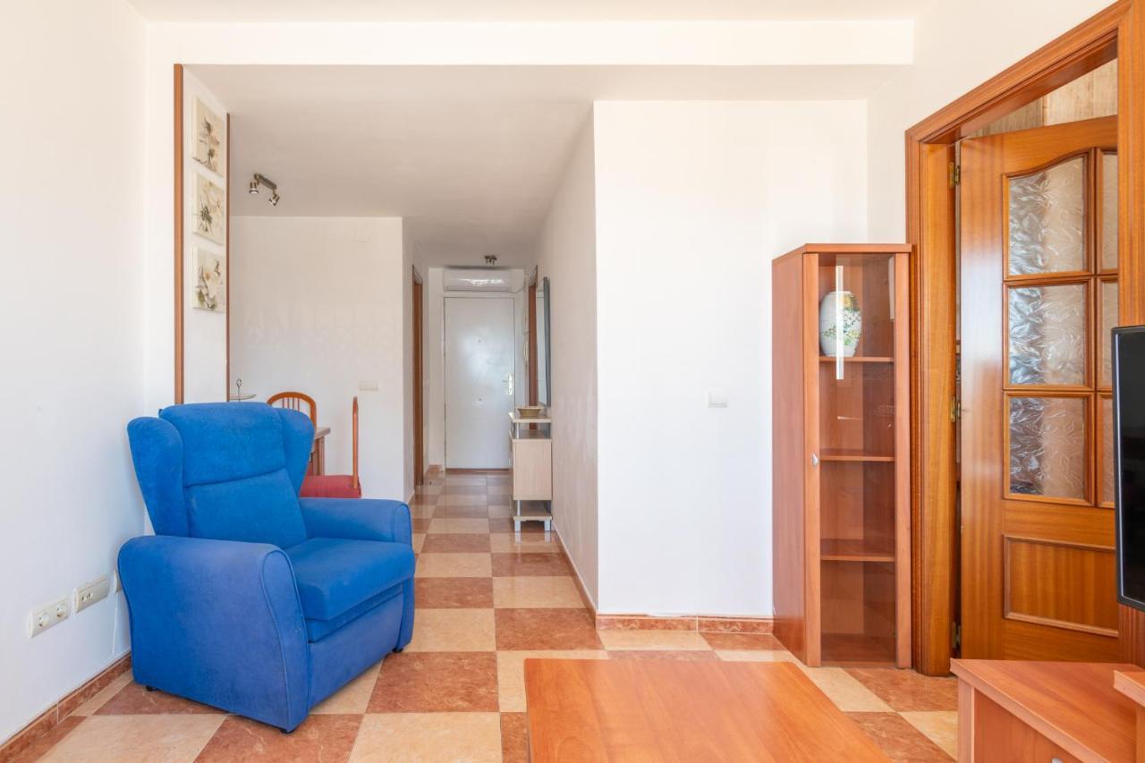 Renthas Pedregalejo Beach Apartments Малага Екстер'єр фото
